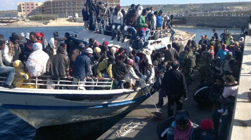 Η Τουρκία έτοιμη να τραβήξει την «περόνη» του μεταναστευτικού και να «βουλιάξει» τα ελληνικά νησιά και τον τουρισμό – Εκβιάζει και την Ε.Ε. που την ανέχεται